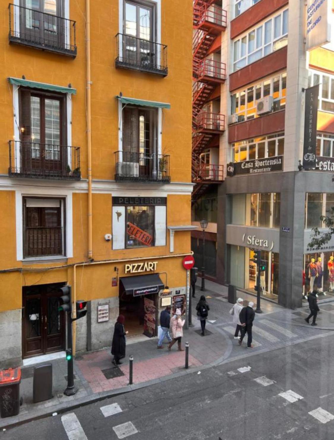 Apartamento Delux Ll Madrid Eksteriør billede